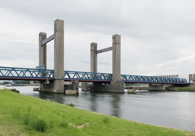 Rozenburg-Wind-Wall-4.jpg