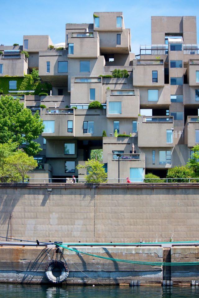 Habitat-67-2.jpg