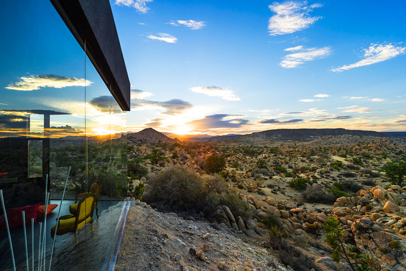 marc-atlan-oller-pejic-the-black-desert-house-designboom-10.jpg