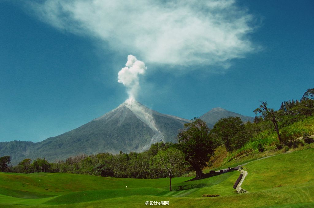 2014-05-5-Life-of-Pix-free-stock-photo-Guatemala-Nature-Volcano.jpg