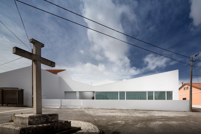 葡萄牙，简约现代的Pó住宅/Ricardo Silva Carvalho Arquitectos